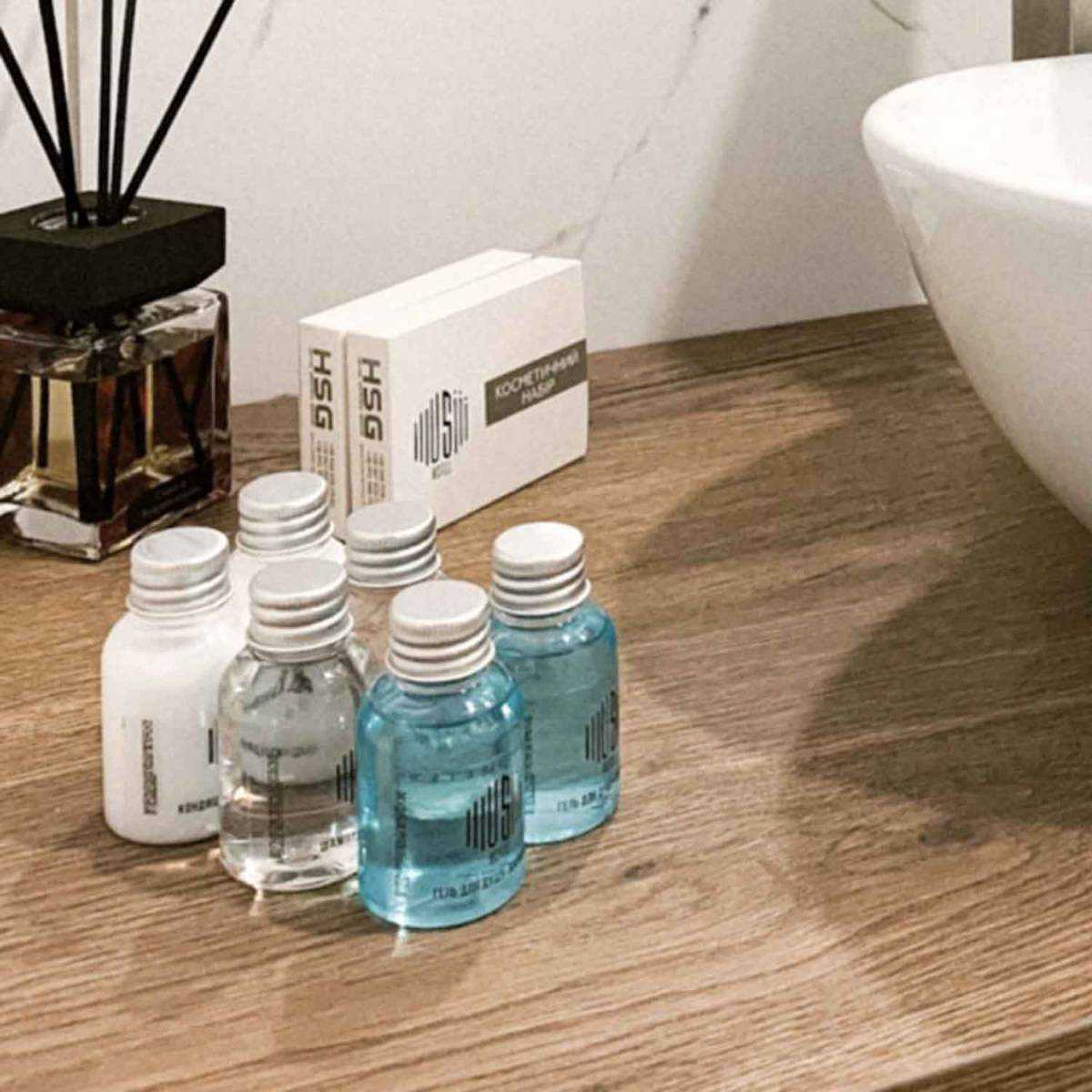 Шампунь 30 мл с логотипом на прозрачной пленке C-SH30LF HSG