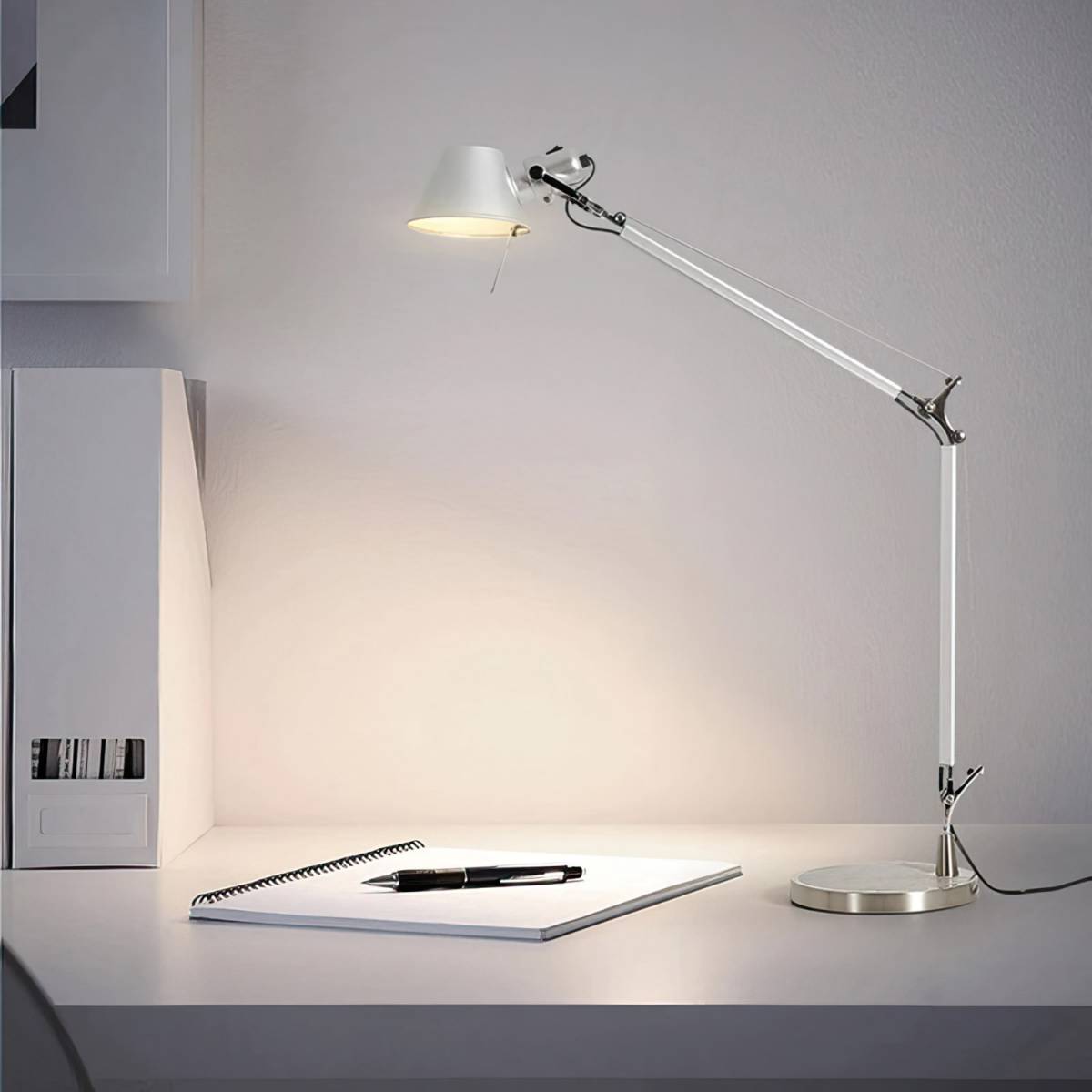 Настільна лампа, світильник L-01 L-01 HSG