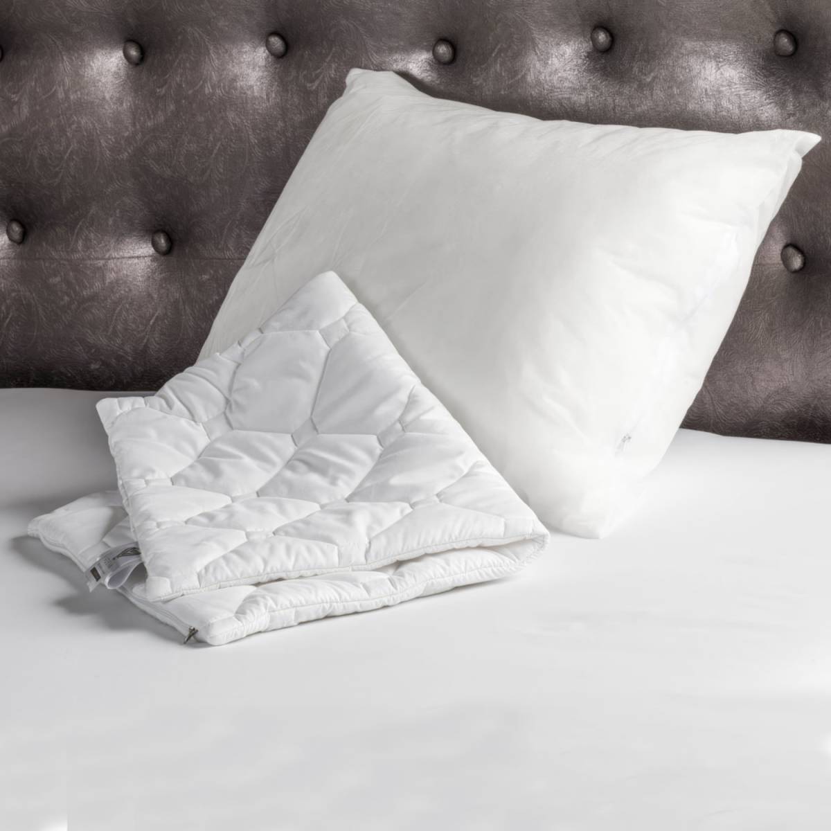 Подушка зі стьобаним чохлом на блискавці Hotel & Spa Standart+ 8-310xх HSG