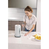 Держатель бумажных рулонных полотенец c распылителем PTP Simplehuman