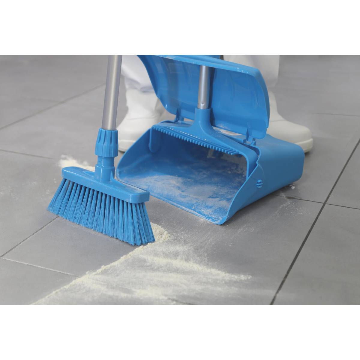 Совок Lobby красного цвета