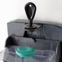 Дозатор жидкого антисептика и дезинфицирующих средств Rixo Maggio SA018WS