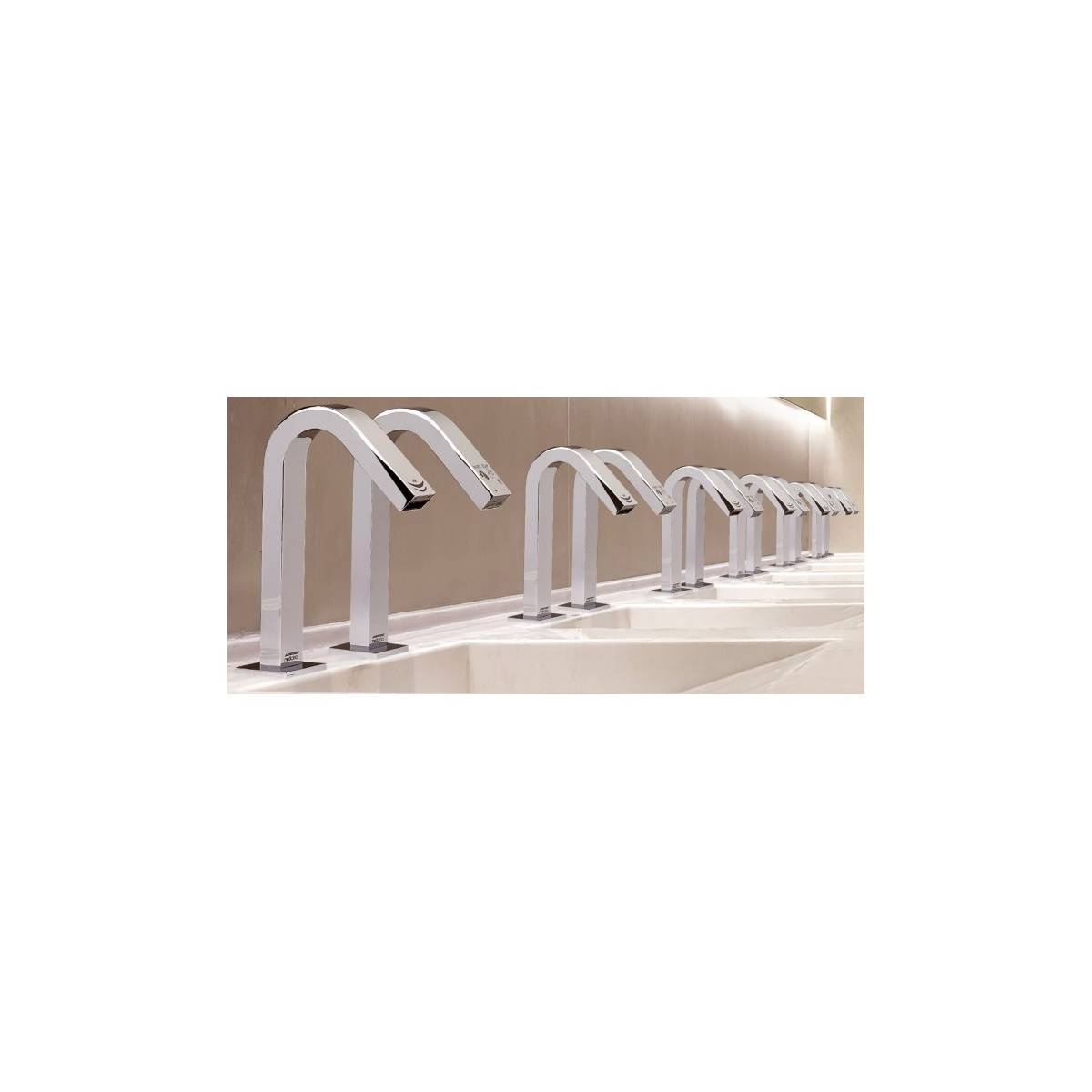 UCM092A сушилка для рук и смеситель с дозатором мыла UCM092A Mediclinics